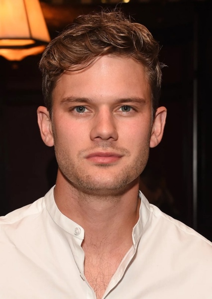 Jeremy Irvine